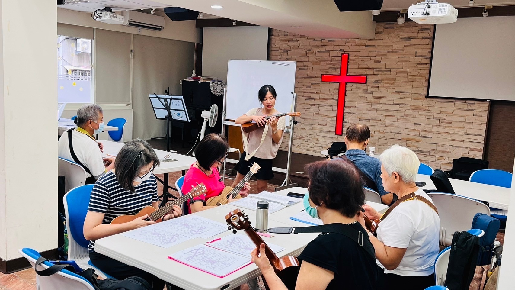 烏克麗麗彈唱班-5