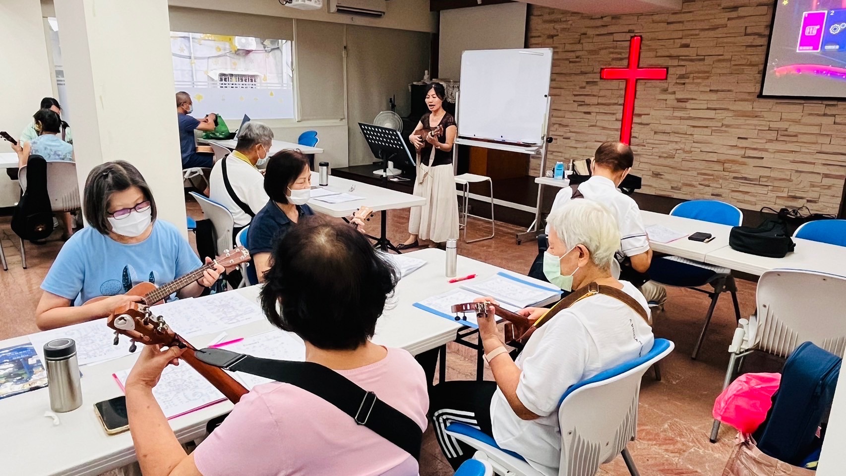 烏克麗麗彈唱班-4