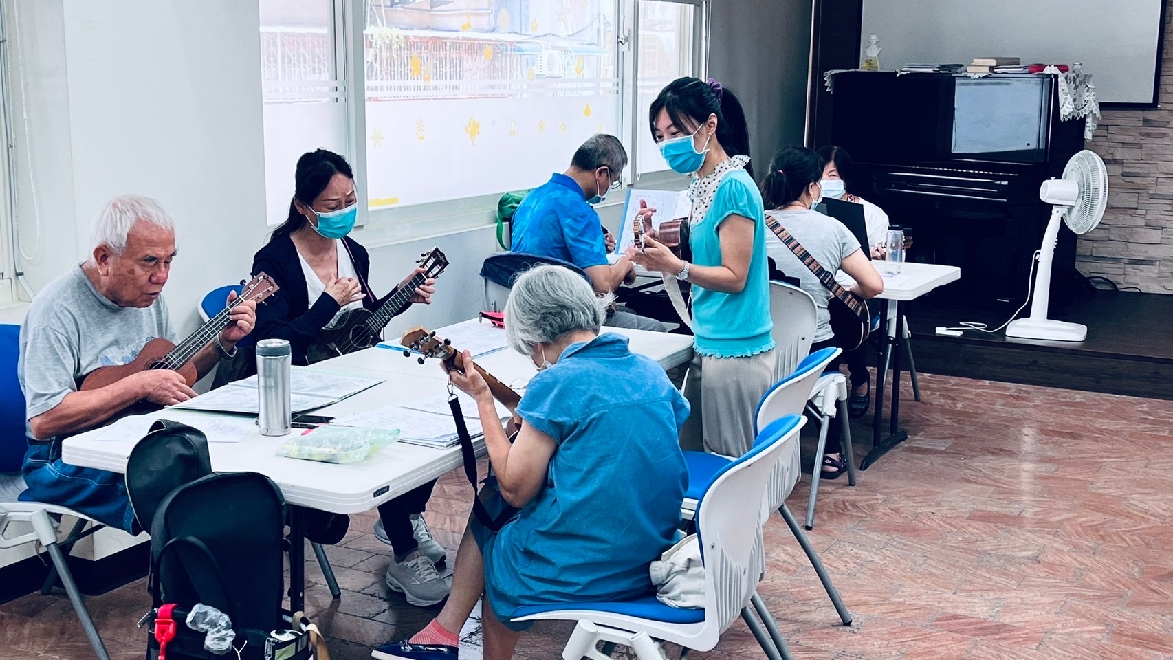 烏克麗麗彈唱班-2