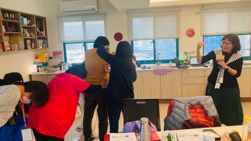 後青春繪本館｜高雄-「用繪本陪伴長者」（初階、進階）培訓工作坊-2